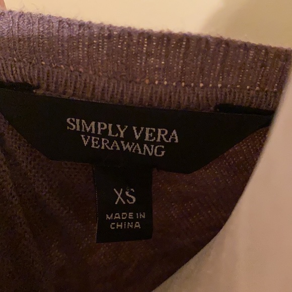Vera Wang sweater - Picture 9 of 11